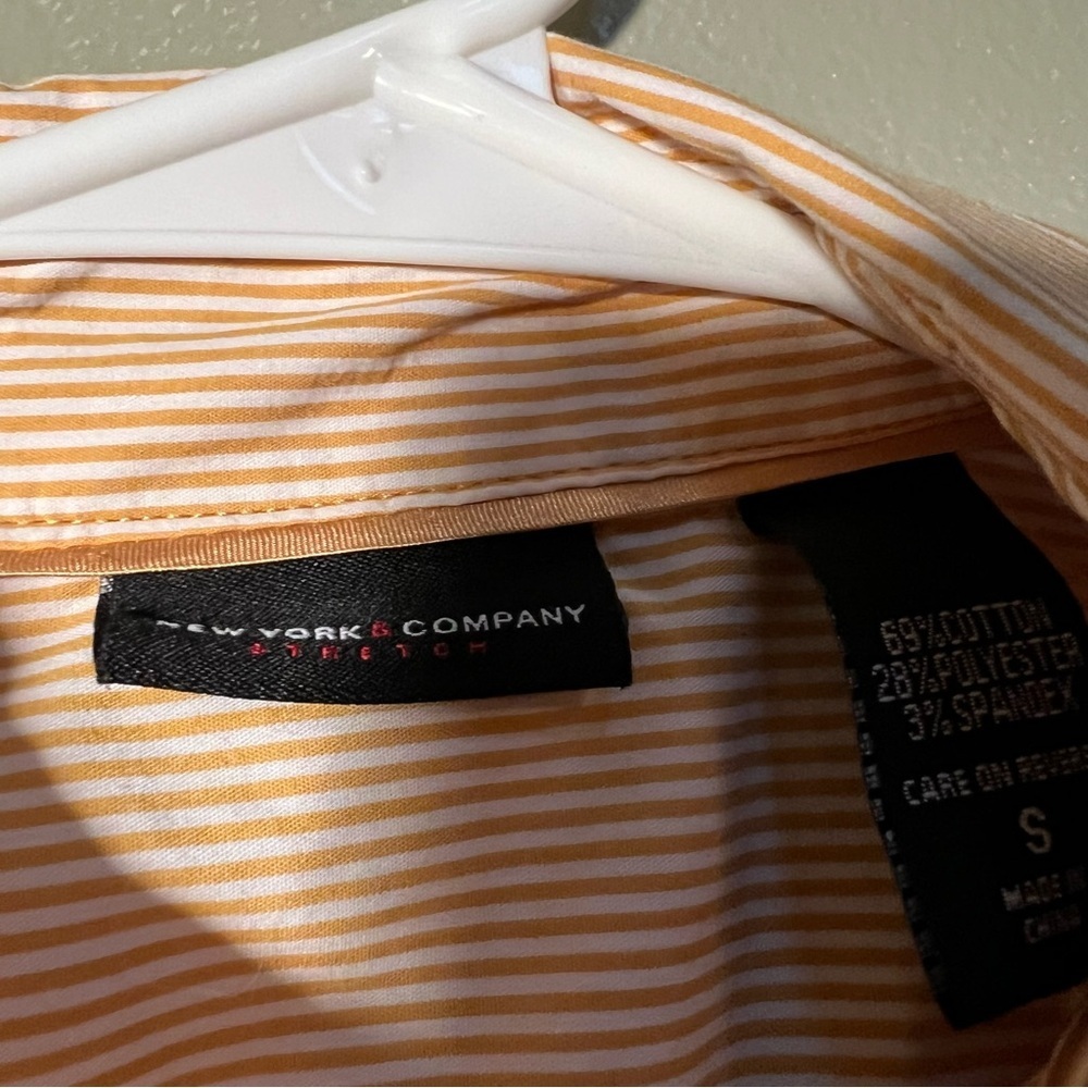 New York & Co Button Down Shirt Yellow White Pinstripes S - Picture 8 of 8